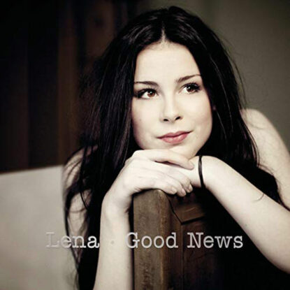 Yacine Azeggagh a co-écrit la chanson "Teenage Girls" sur l'album "Good News" de Lena Meyer. Yacine AZEGGAGH