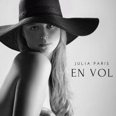 julia-paris-album-en-vol
